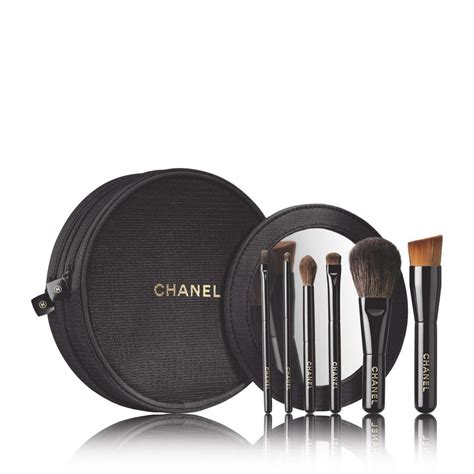 les minis de chanel 2013 pinceaux|LES PINCEAUX DE CHANEL Dual.